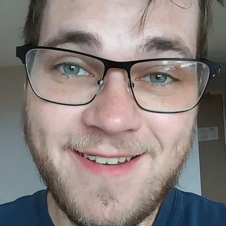 Profile Picture of Drew Huff (@thewizardnomad) on Tiktok