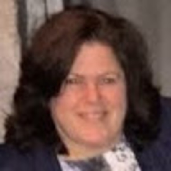 Profile Picture of Diane Sandonato (@dsando720) on Poshmark