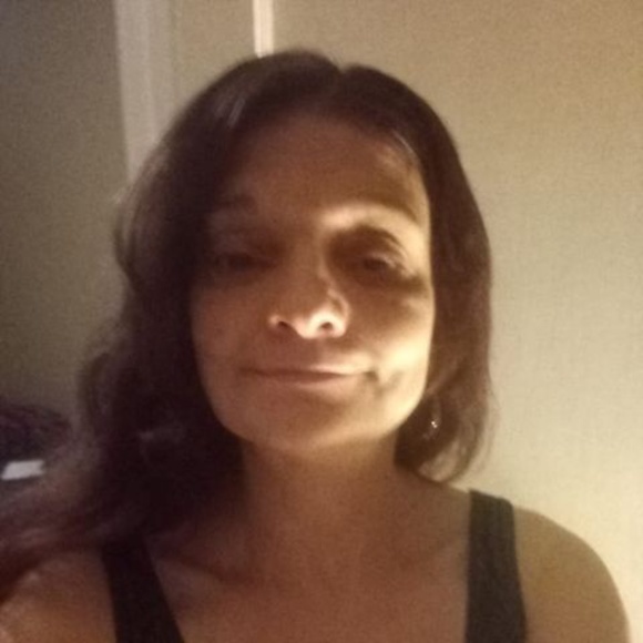 Profile Picture of Susan Daubert (@daubertsusan27) on Poshmark