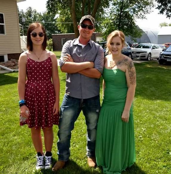 Profile Picture of Sam Lashinski (@samlash) on Poshmark