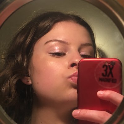 Profile Picture of Alex Larson (@hahaimalex) on Twitter