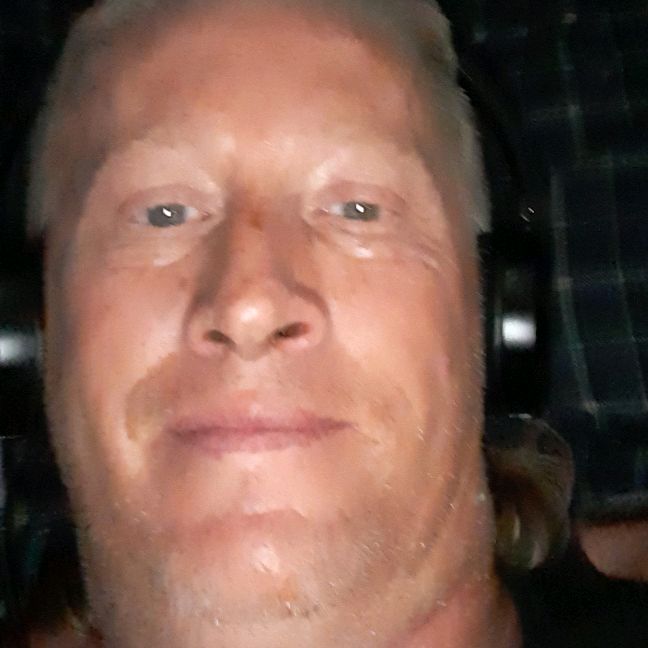 Profile Picture of joesphbigger (@shadowlighthawk) on Tiktok