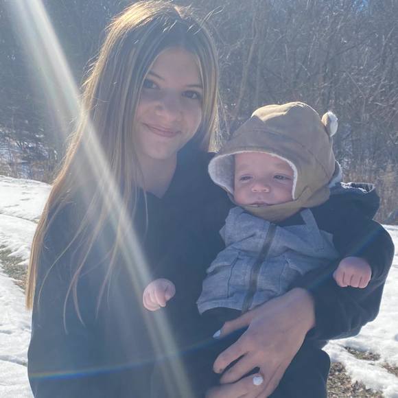 Profile Picture of Aaliyah Holt (@holtaaliyah22) on Poshmark