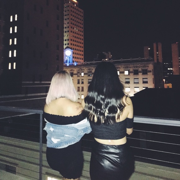 Profile Picture of Emily Barron (@emmabaa) on Poshmark