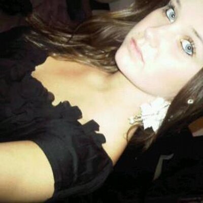 Profile Picture of Jennifer Van Leeuwen (@Jennvanleeuwen) on Twitter