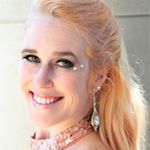 Profile Picture of Crystal Schayot (@the.aurora.rose) on Instagram