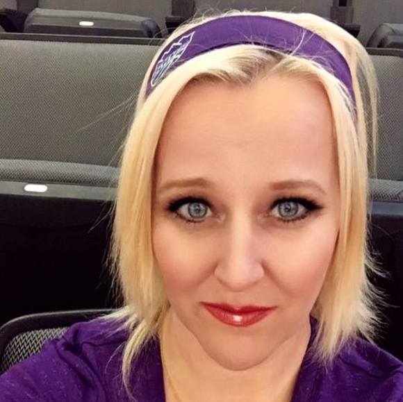 Vikki Bailey - Poshmark Profile Picture of Vikki Bailey (@ben_vikki) on Poshmark