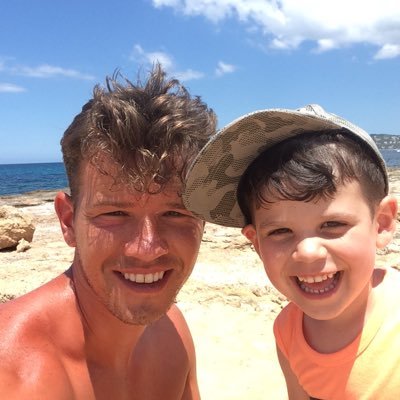 Profile Picture of Pat Cox (@PatrickCox009) on Twitter