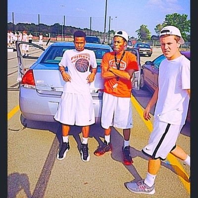 Profile Picture of Tyler Wolfe (@tywolfe22) on Twitter