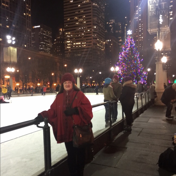 Profile Picture of Maribeth Solverson (@emt3223) on Poshmark