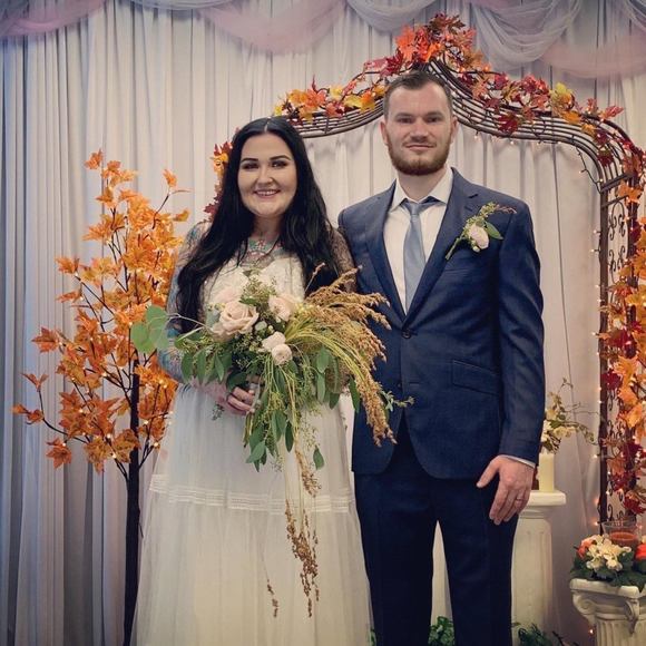 Profile Picture of Kevin William (@kevinwiiiiam) on Poshmark