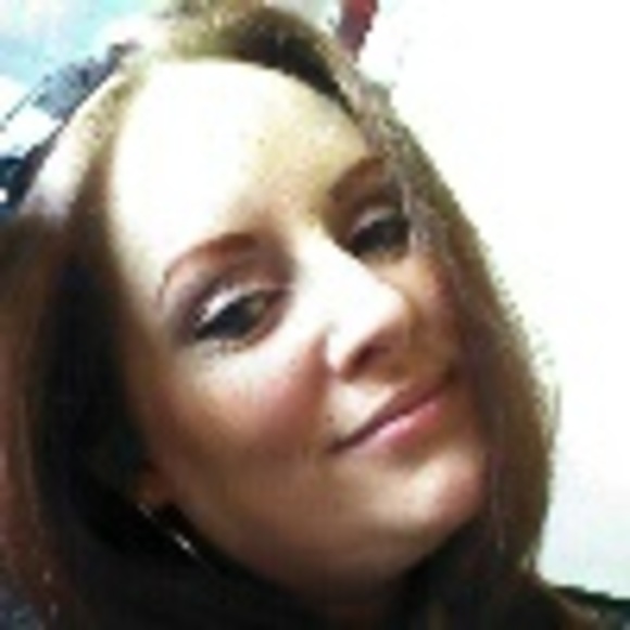 Profile Picture of Misty Cox (@ndq0069) on Poshmark