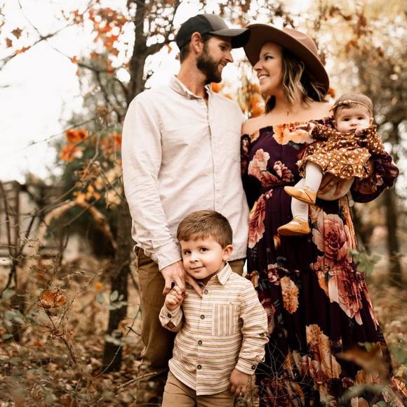 Profile Picture of Michelle Droessler (@chelle06) on Poshmark