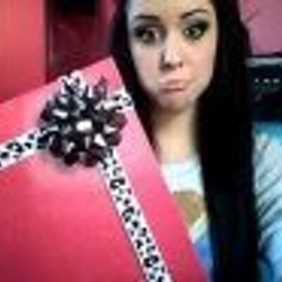 Profile Picture of Tayna Barbano (@Kevin_I8q) on Twitter