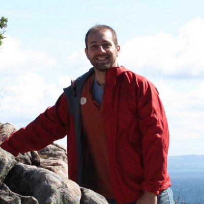 Profile Picture of Constantine A. Cois (@aaroncois) on Twitter