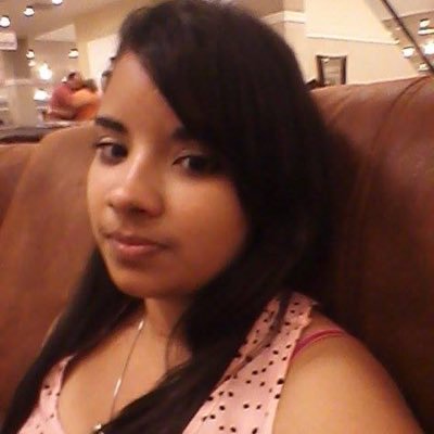 Profile Picture of Maria C. Alicea (@MariaaliceaC) on Twitter