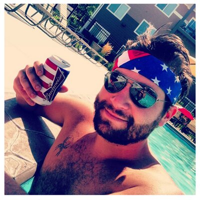 Profile Picture of Chris Pyle (@gomer1107) on Twitter