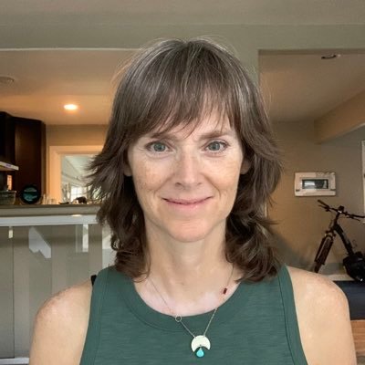 Profile Picture of Ariel Hardy (@ArielHardy16) on Twitter