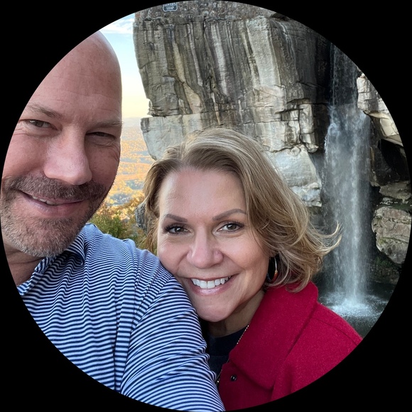 Profile Picture of Danette Henneke (@danettejvc) on Poshmark