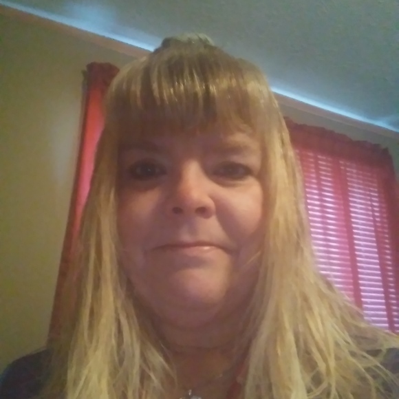 Profile Picture of Janice Huling (@janicehuling63) on Poshmark