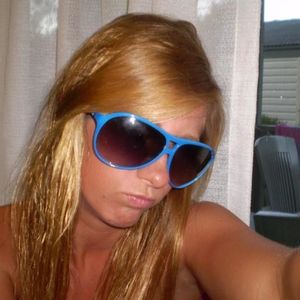 Emma Cato - Myspace Profile Picture of Emma Cato (@emmabemma77) on Myspace