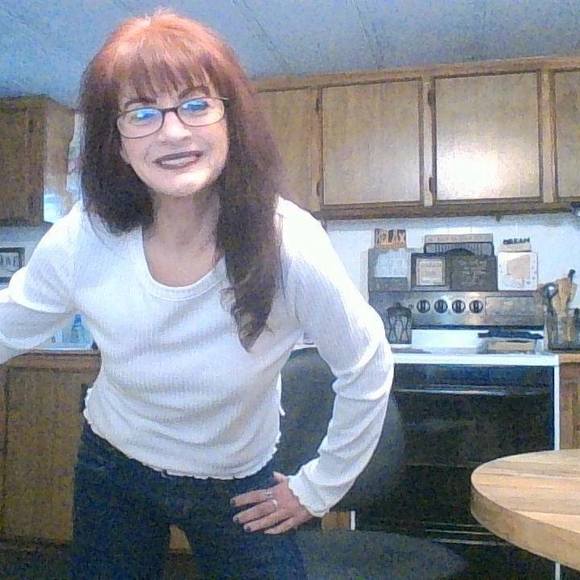 Profile Picture of Margaret Untied (@jeffbeck99) on Poshmark