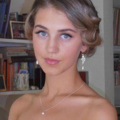 Profile Picture of Tess McCarthy (@kissalot121) on Twitter