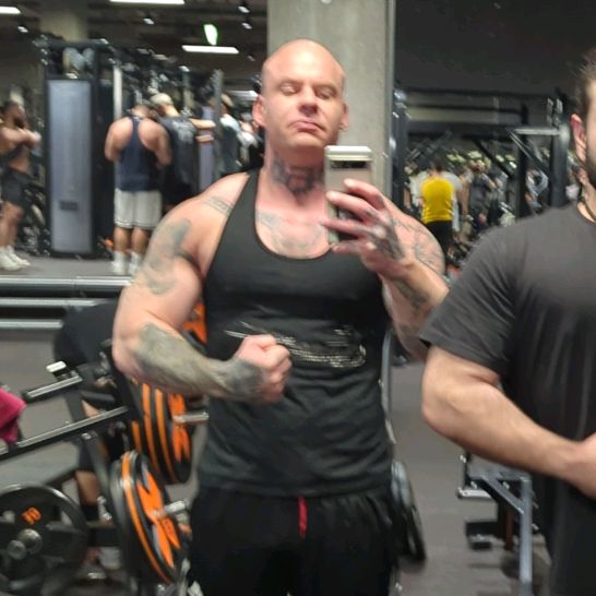 Profile Picture of Marcel (@martinlanders6) on Tiktok