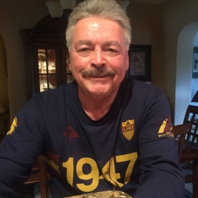 Profile Picture of Robert McMinn (@RobertMcMinn4) on Twitter