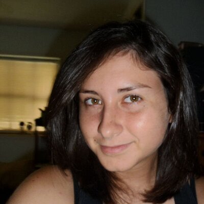Profile Picture of Danielle Irizarry (@Danielle3210) on Twitter