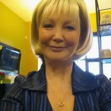 Profile Picture of Debbie Simmonds (@12502460708) on Twitter