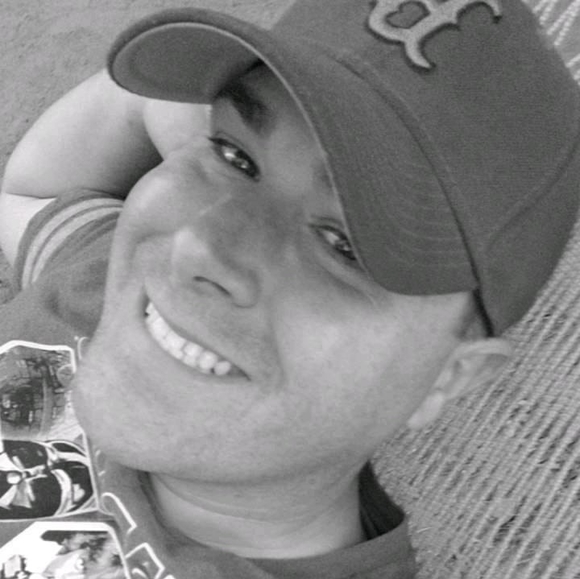 Profile Picture of Jason Glascock (@hicksbro) on Poshmark