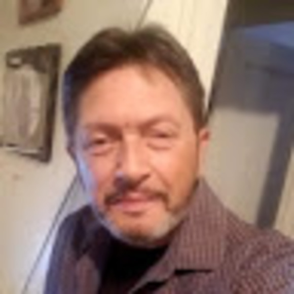 Profile Picture of Frank Barretto (@frank5351) on Poshmark