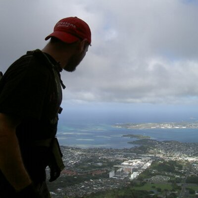 Profile Picture of BJ Lowe (@felizdik) on Twitter