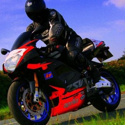 Profile Picture of David Powell (@dave_rach5) on Twitter