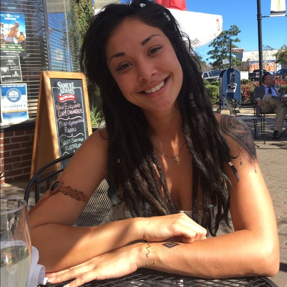 Profile Picture of Meg Ferguson (@megferguson19) on Poshmark