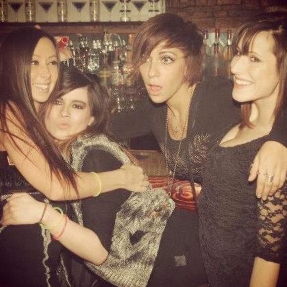 Veronica Musante - Poshmark Profile Picture of Veronica Musante (@veelmusante) on Poshmark