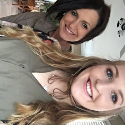 Profile Picture of Melissa Thorpe Pool (@pool_melissa) on Twitter