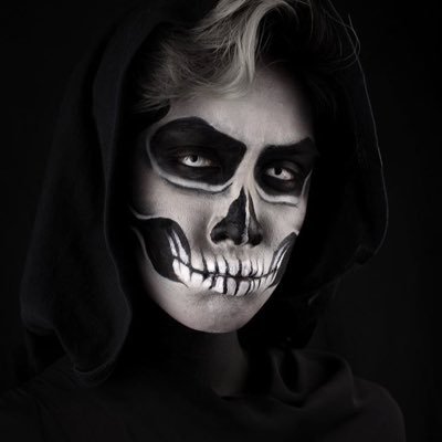 Profile Picture of ✖ (@_vxzzt) on Twitter