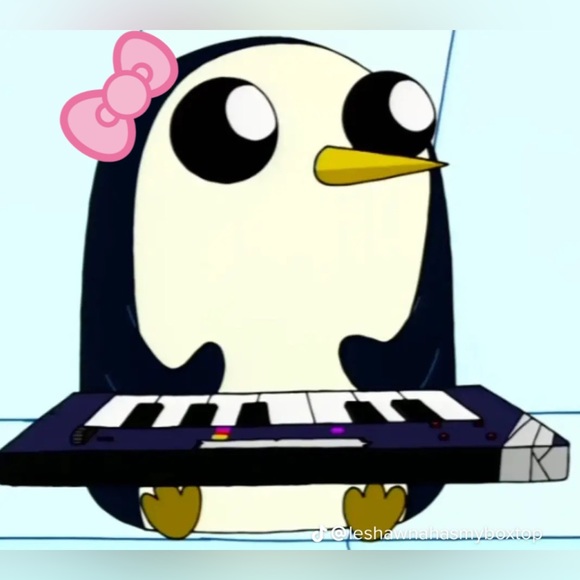 Profile Picture of Zoe Sherrer (@zoeaps) on Poshmark