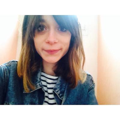 Profile Picture of Pauline Manfredi (@MPaulinee) on Twitter
