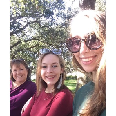 Profile Picture of AL Granger (@annlouisee) on Twitter