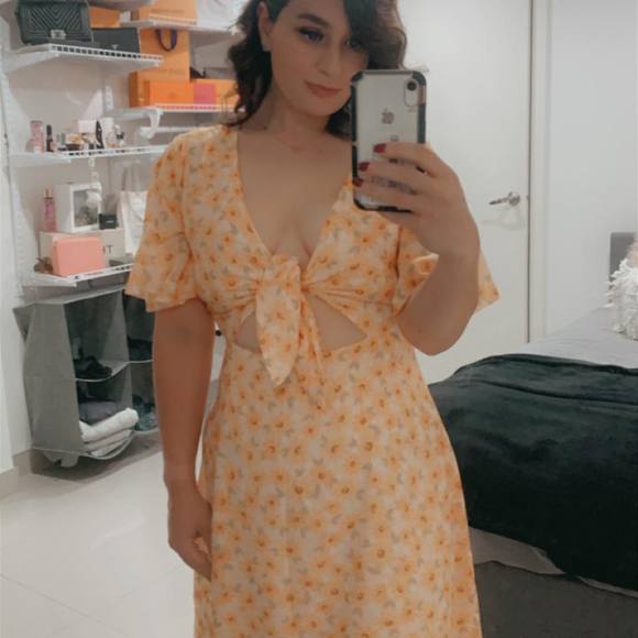 Profile Picture of Sonia Matloub (@soniamatloub) on Poshmark