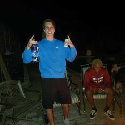 Profile Picture of Bob McIntosh (@BobbyFootballqb) on Twitter