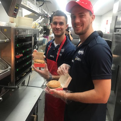 Profile Picture of Richard Newell (@RichardNewell25) on Twitter