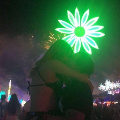 Profile Picture of Jordan Hali Decker (@DeckerHali) on Twitter