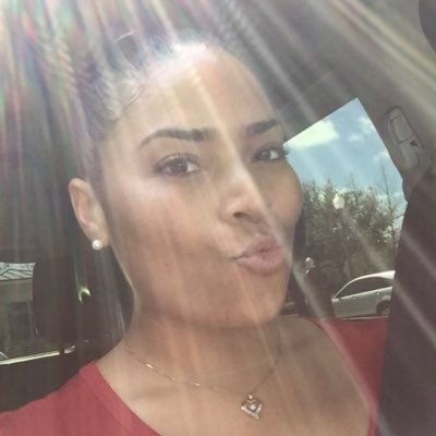 Profile Picture of Melanie Reid (@SugarCane305) on Twitter