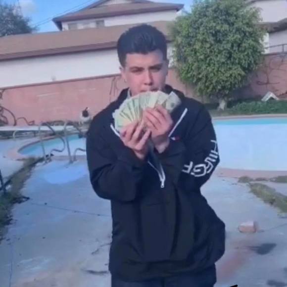 Profile Picture of William Rodriguez (@daddychapo) on Poshmark