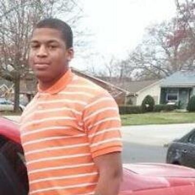 Profile Picture of Chris Neely (@bigcritt52) on Twitter