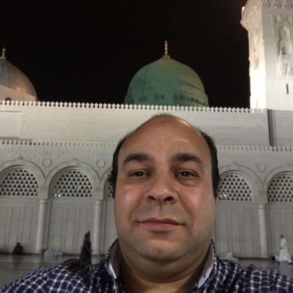 Profile Picture of Ahmed Hassanin (@alkavending2006) on Poshmark